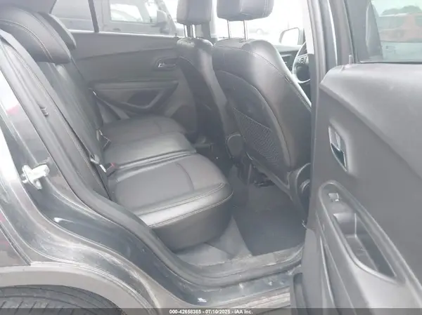 3GNCJPSB8JL149401 2018 CHEVROLET TRAX - Image 8