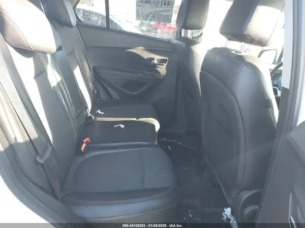 3GNCJPSB8JL198128 2018 CHEVROLET TRAX - Image 8