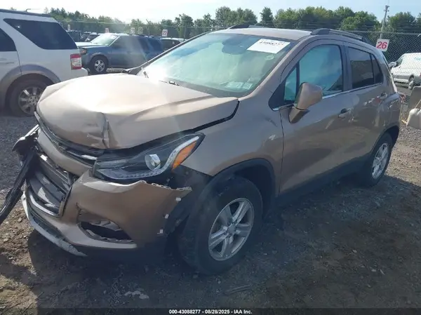 3GNCJPSB8JL201450 2018 CHEVROLET TRAX - Image 2