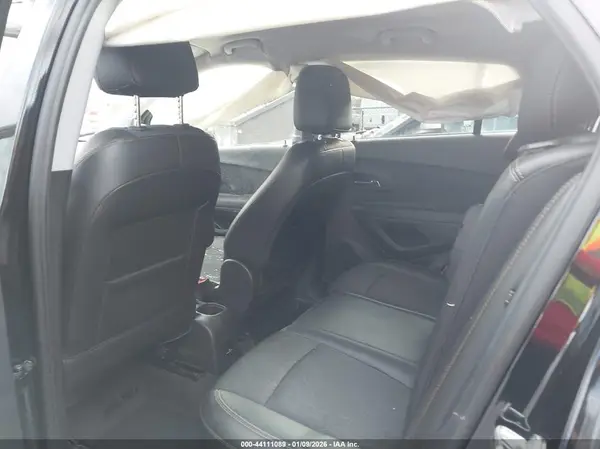 3GNCJPSB8JL217504 2018 CHEVROLET TRAX - Image 8