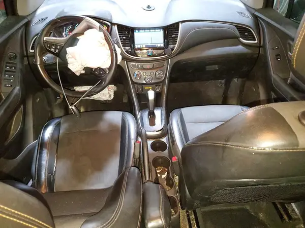 3GNCJPSB8JL257176 2018 CHEVROLET TRAX - Image 8