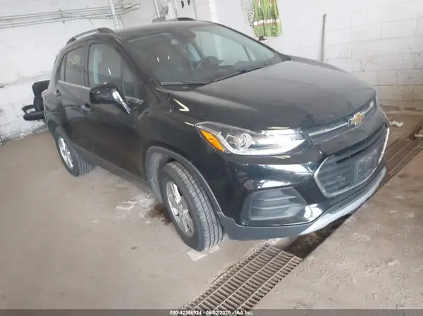 3GNCJPSB8JL278500 2018 CHEVROLET TRAX - Image 1