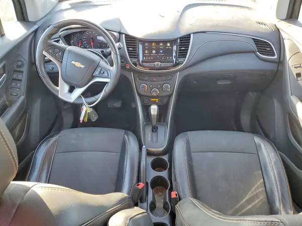 3GNCJPSB8JL283504 2018 CHEVROLET TRAX - Image 8