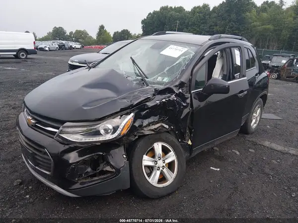 3GNCJPSB8JL310832 2018 CHEVROLET TRAX - Image 2