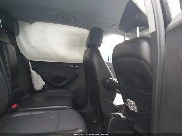 3GNCJPSB8JL310832 2018 CHEVROLET TRAX - Image 8