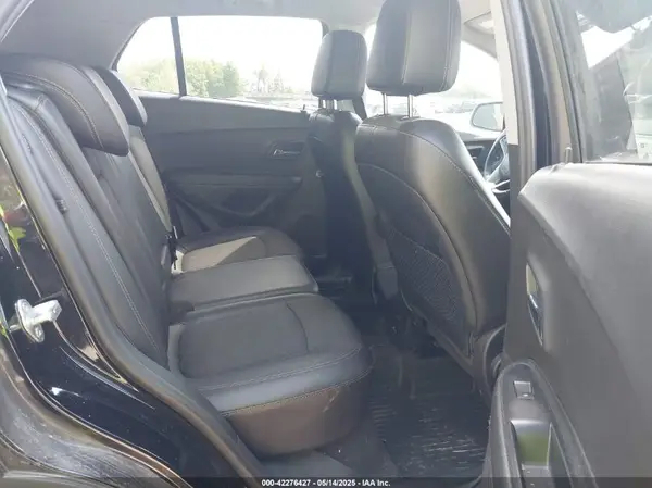 3GNCJPSB8JL327517 2018 CHEVROLET TRAX - Image 8