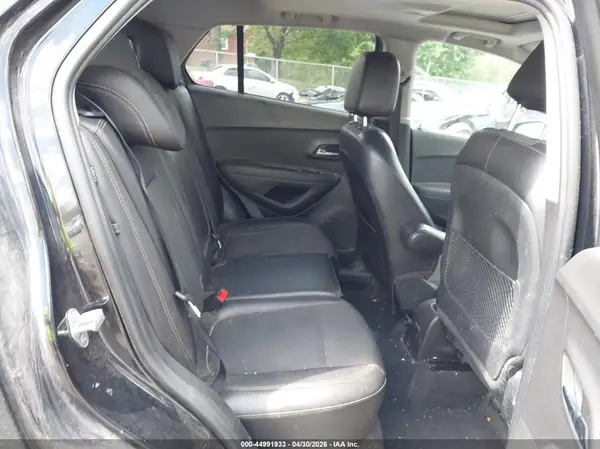 3GNCJPSB8JL328196 2018 CHEVROLET TRAX - Image 8