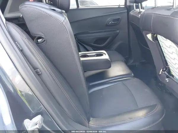 3GNCJPSB8JL337139 2018 CHEVROLET TRAX - Image 8