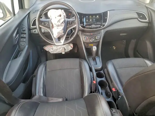 3GNCJPSB8JL375180 2018 CHEVROLET TRAX - Image 8