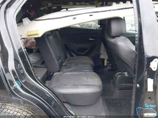3GNCJPSB8KL182271 2019 CHEVROLET TRAX - Image 8