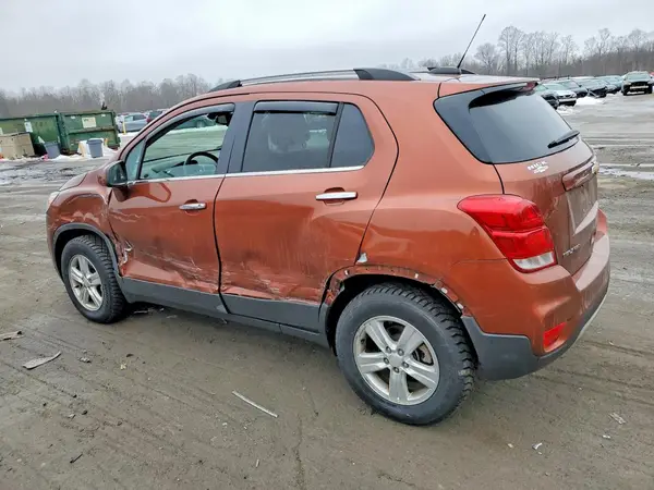 3GNCJPSB8KL298277 2019 CHEVROLET TRAX - Image 2