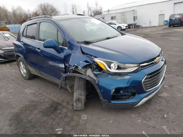 3GNCJPSB8KL305731 2019 CHEVROLET TRAX - Image 1