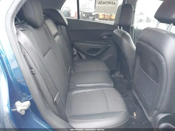 3GNCJPSB8KL305731 2019 CHEVROLET TRAX - Image 8