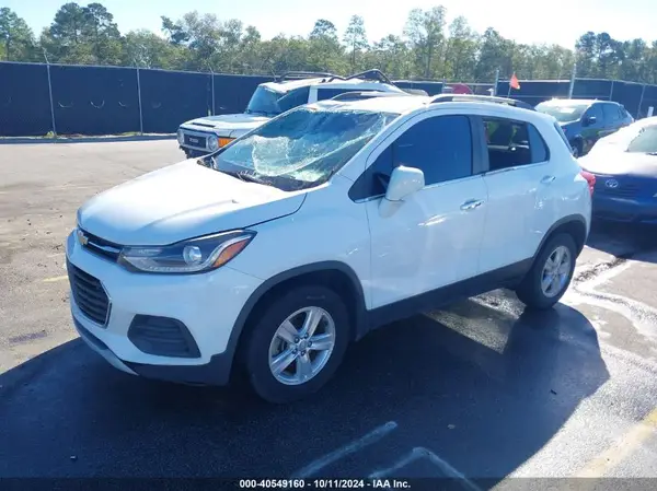 3GNCJPSB8KL312971 2019 CHEVROLET TRAX - Image 2