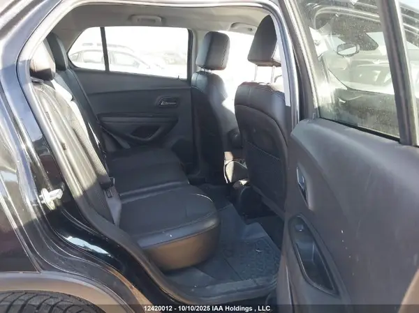 3GNCJPSB8KL374807 2019 CHEVROLET TRAX - Image 8