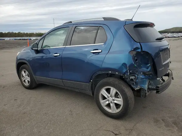 3GNCJPSB8KL402458 2019 CHEVROLET TRAX - Image 2
