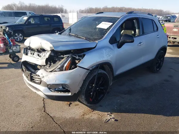 3GNCJPSB8LL133394 2020 CHEVROLET TRAX - Image 2