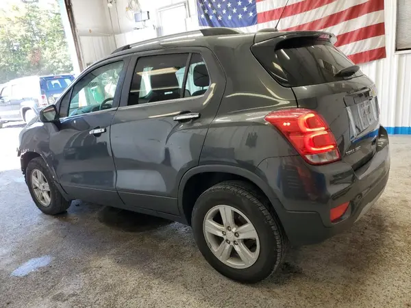 3GNCJPSB8LL150213 2020 CHEVROLET TRAX - Image 2