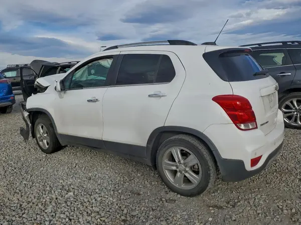 3GNCJPSB8LL242471 2020 CHEVROLET TRAX - Image 2
