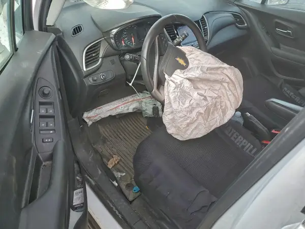 3GNCJPSB8LL242471 2020 CHEVROLET TRAX - Image 8