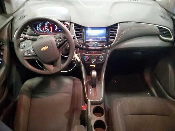 3GNCJPSB8LL249887 2020 CHEVROLET TRAX - Image 8