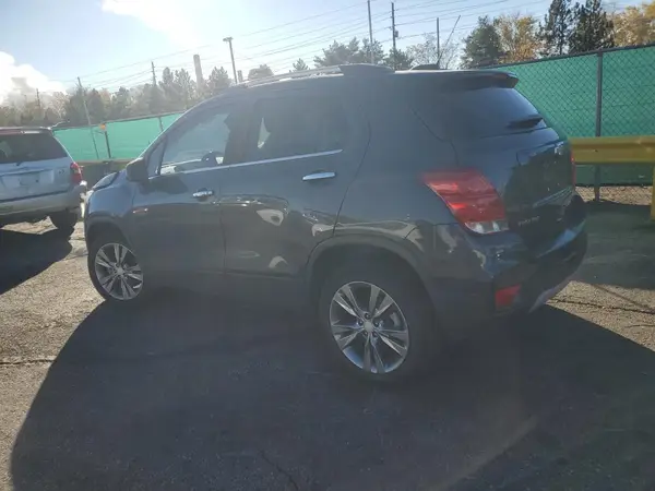 3GNCJPSB8LL252742 2020 CHEVROLET TRAX - Image 2