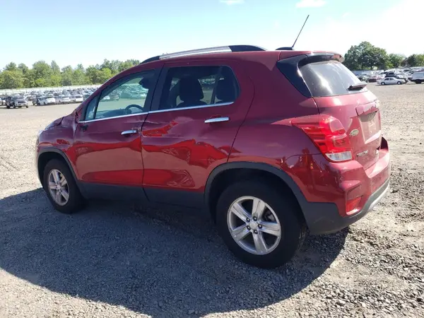 3GNCJPSB8LL263580 2020 CHEVROLET TRAX - Image 2