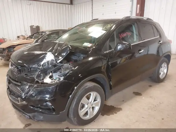3GNCJPSB8LL333711 2020 CHEVROLET TRAX - Image 2