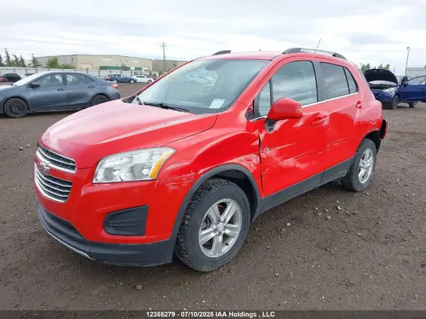 3GNCJPSB9GL115573 2016 CHEVROLET TRAX - Image 2