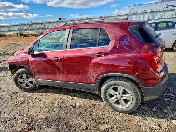 3GNCJPSB9GL164000 2016 CHEVROLET TRAX - Image 2