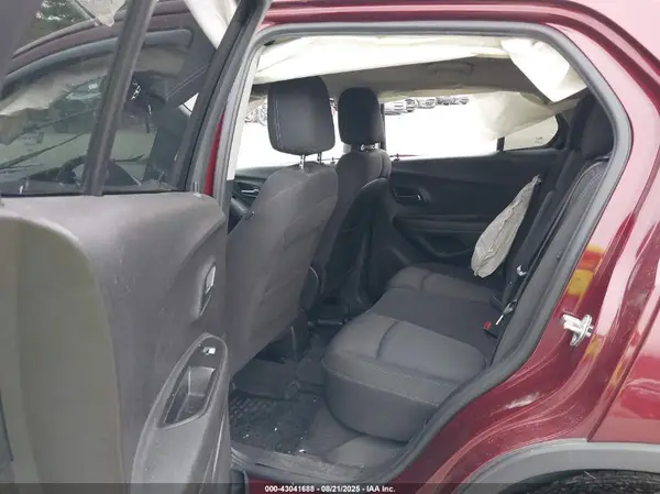 3GNCJPSB9GL205970 2016 CHEVROLET TRAX - Image 8