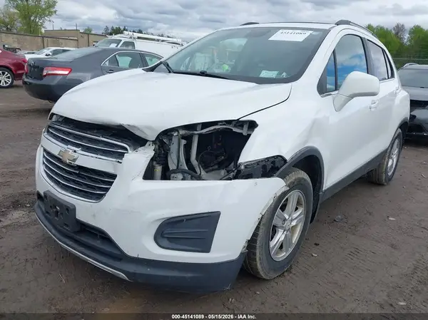 3GNCJPSB9GL264856 2016 CHEVROLET TRAX - Image 2