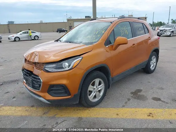 3GNCJPSB9HL132617 2017 CHEVROLET TRAX - Image 2