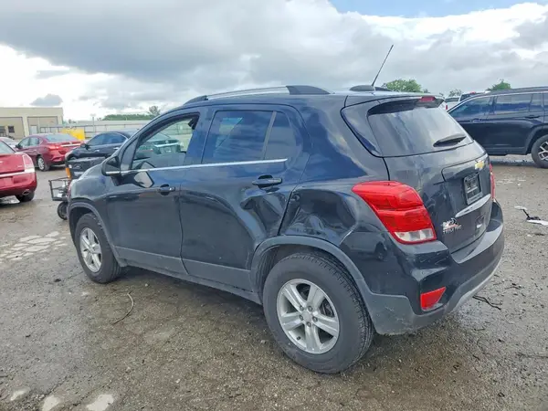 3GNCJPSB9HL143813 2017 CHEVROLET TRAX - Image 2