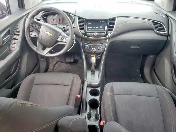 3GNCJPSB9HL143813 2017 CHEVROLET TRAX - Image 8