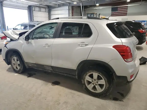 3GNCJPSB9HL144864 2017 CHEVROLET TRAX - Image 2