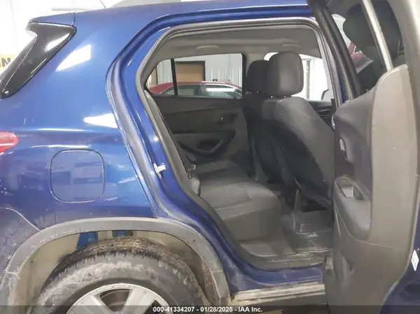 3GNCJPSB9HL157386 2017 CHEVROLET TRAX - Image 8