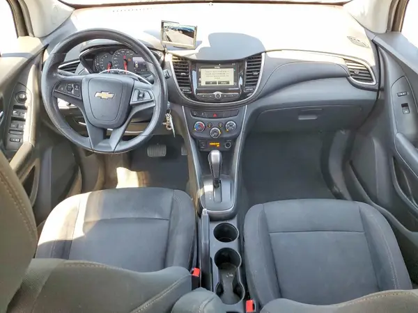 3GNCJPSB9HL167819 2017 CHEVROLET TRAX - Image 8
