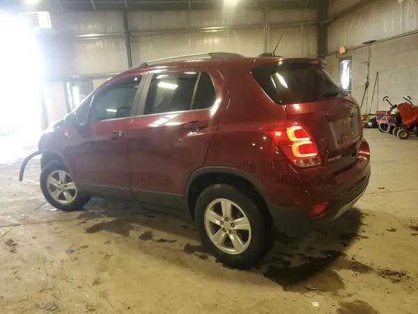 3GNCJPSB9HL193319 2017 CHEVROLET TRAX - Image 2