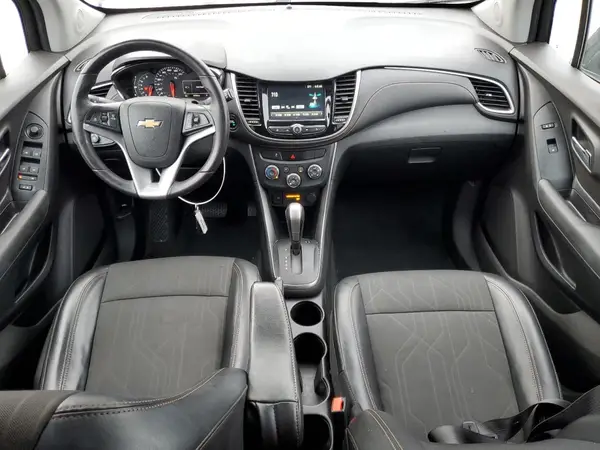 3GNCJPSB9HL235083 2017 CHEVROLET TRAX - Image 8