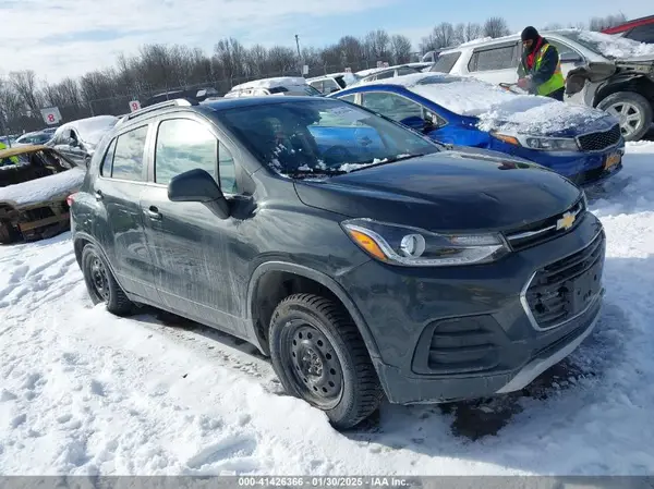 3GNCJPSB9HL278340 2017 CHEVROLET TRAX - Image 1