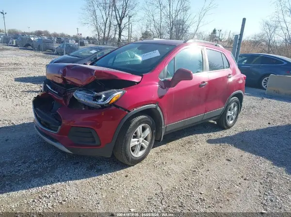 3GNCJPSB9JL160097 2018 CHEVROLET TRAX - Image 2