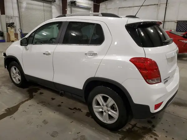 3GNCJPSB9JL209833 2018 CHEVROLET TRAX - Image 2