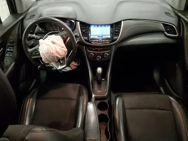 3GNCJPSB9JL209833 2018 CHEVROLET TRAX - Image 8
