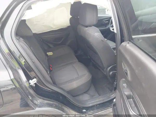 3GNCJPSB9JL241844 2018 CHEVROLET TRAX - Image 8