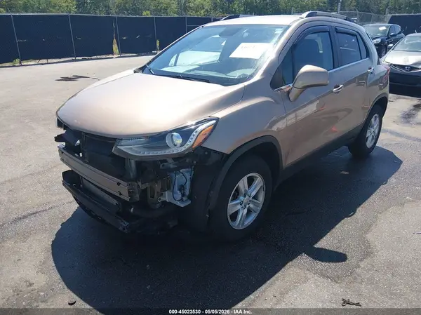 3GNCJPSB9JL244226 2018 CHEVROLET TRAX - Image 2