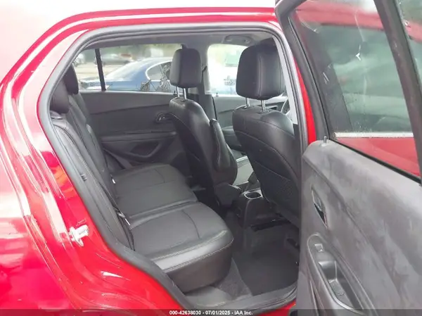 3GNCJPSB9JL255064 2018 CHEVROLET TRAX - Image 8