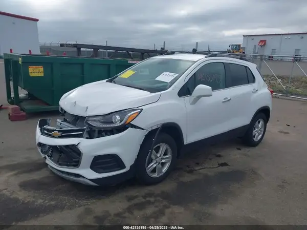 3GNCJPSB9JL262760 2018 CHEVROLET TRAX - Image 2