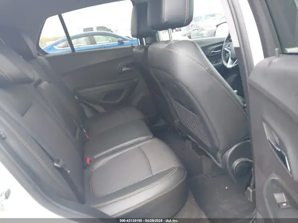 3GNCJPSB9JL262760 2018 CHEVROLET TRAX - Image 8
