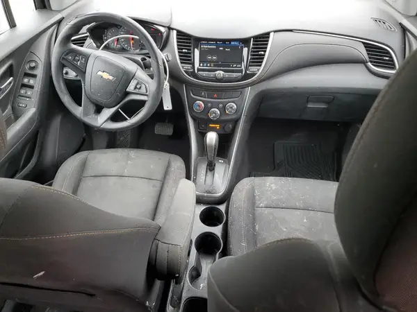 3GNCJPSB9JL302979 2018 CHEVROLET TRAX - Image 8